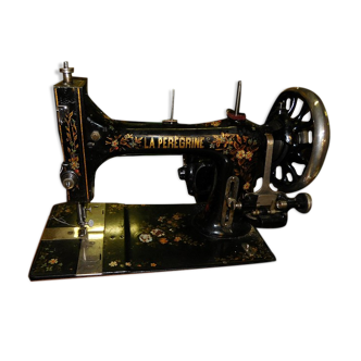 Electric peregrine sewing machine