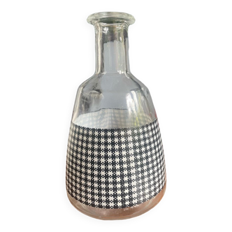 Houndstooth decanter