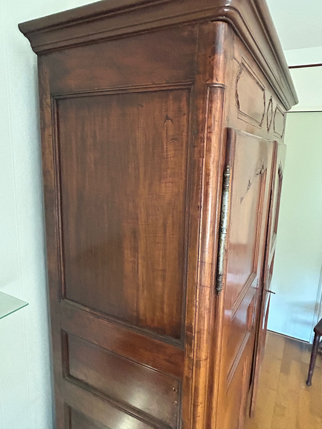 Louis XV style wardrobe - very good condition