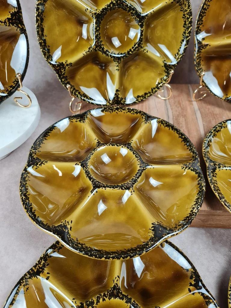 Set of 8 Gien oyster plates, magnificent vintage service.