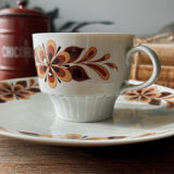Service tasse et assiettes rétro 70´s
