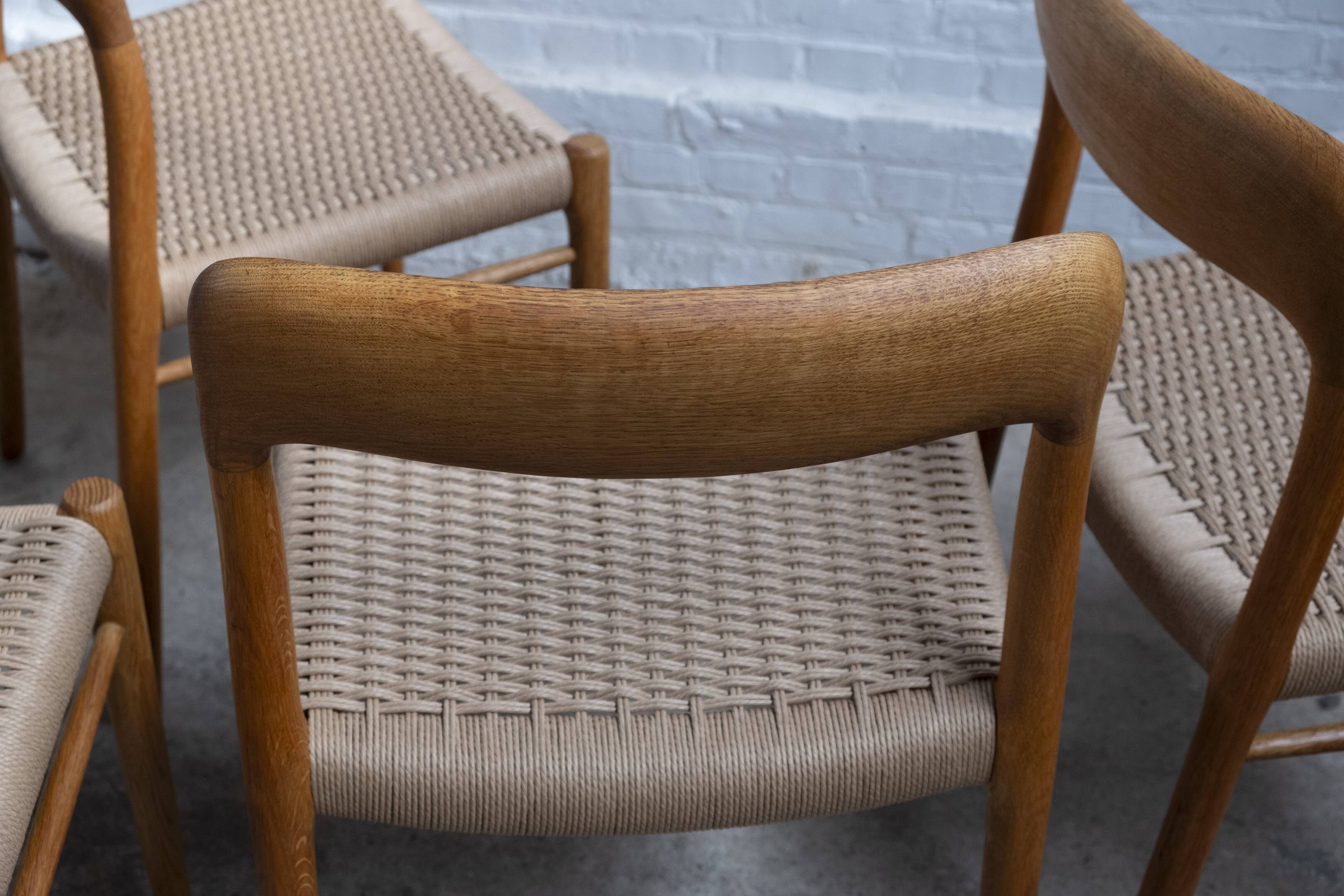 4x Niels Møller chair Model 75 in Oak, 1960s Denmark