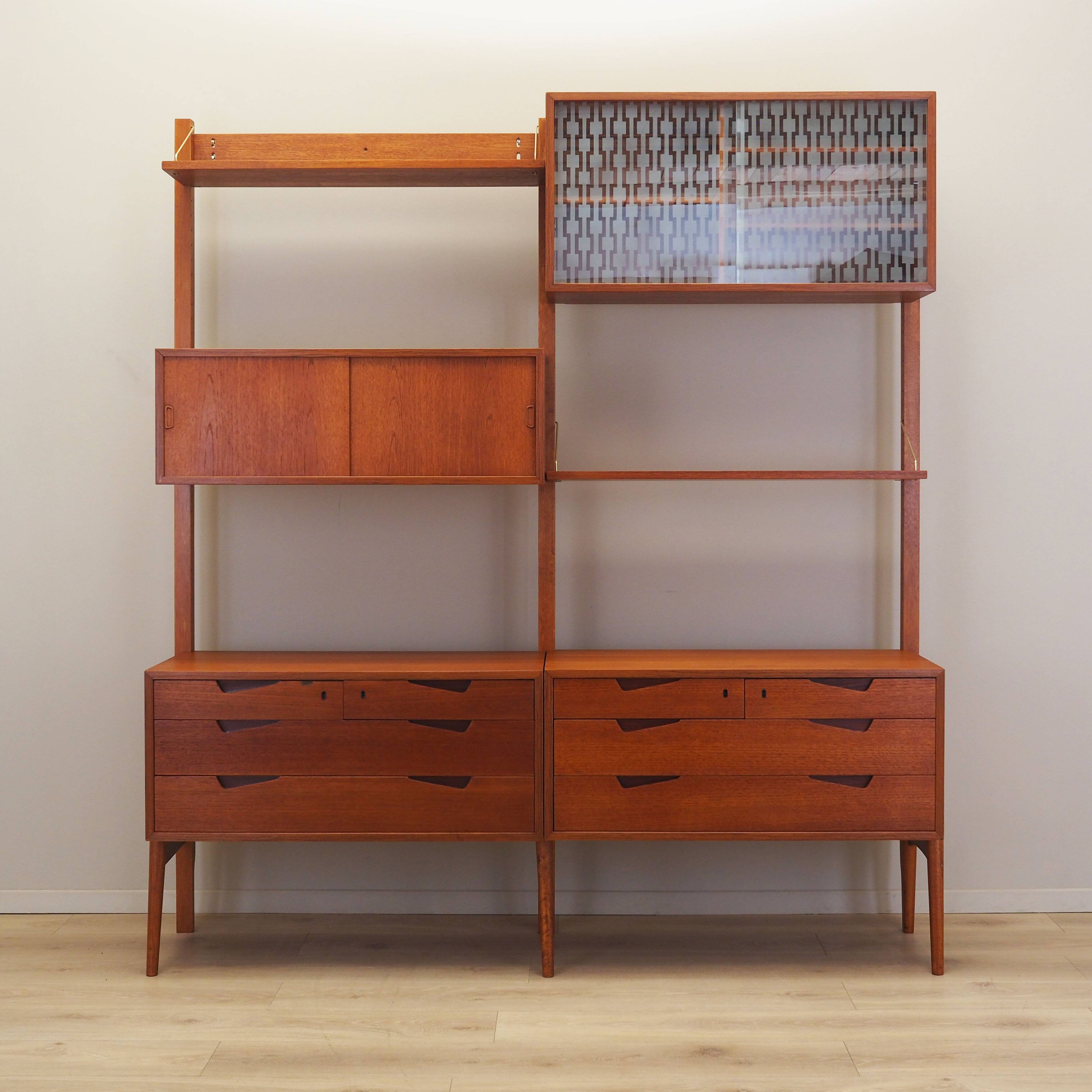 Teak wall unit, Norwegian design, 1960s, designer: Kjell Riise, production: