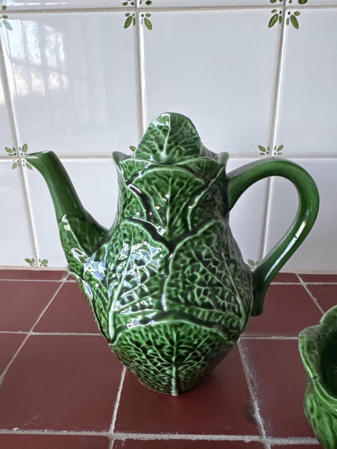14-piece coffee/tea set – Barbotine "Chou" – Caldas da Rainha, Portugal