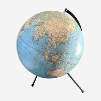 Earth globe