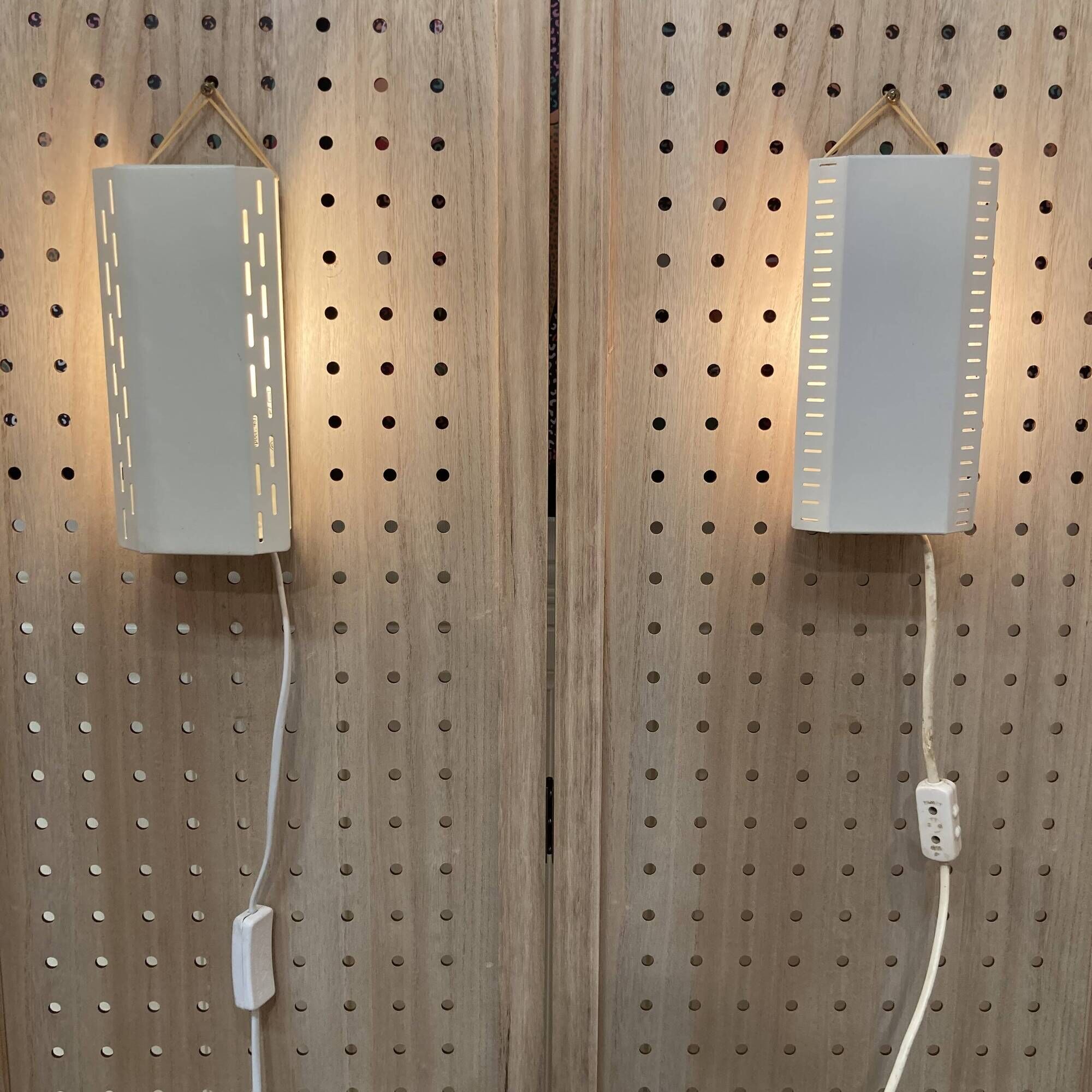 PAIR OF WALL LIGHTS 1960 SCANDINAVIAN DESIGN.