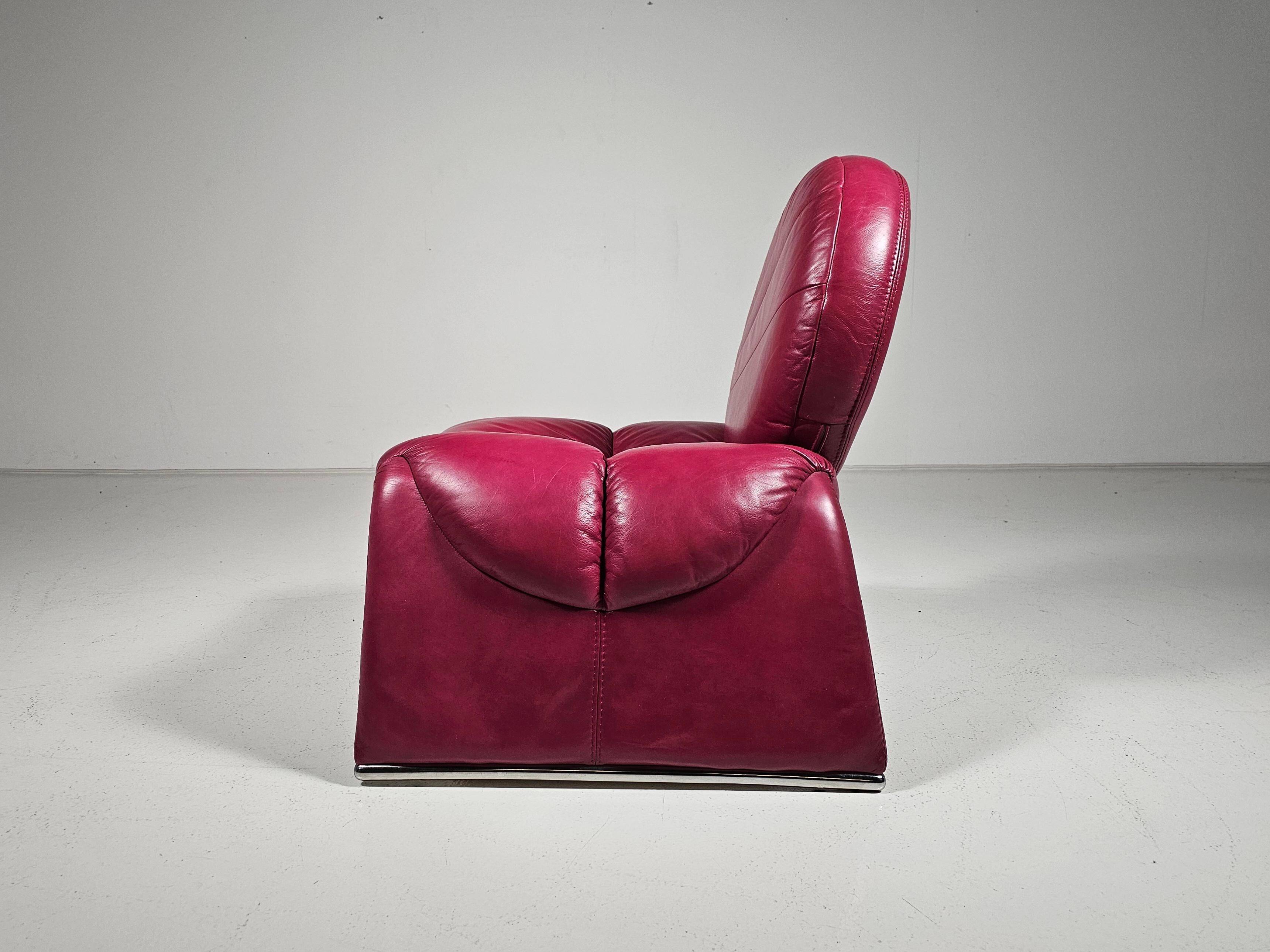Calypso pink chaise longue by Vittorio Introini for Saporiti, Italy, 1970.