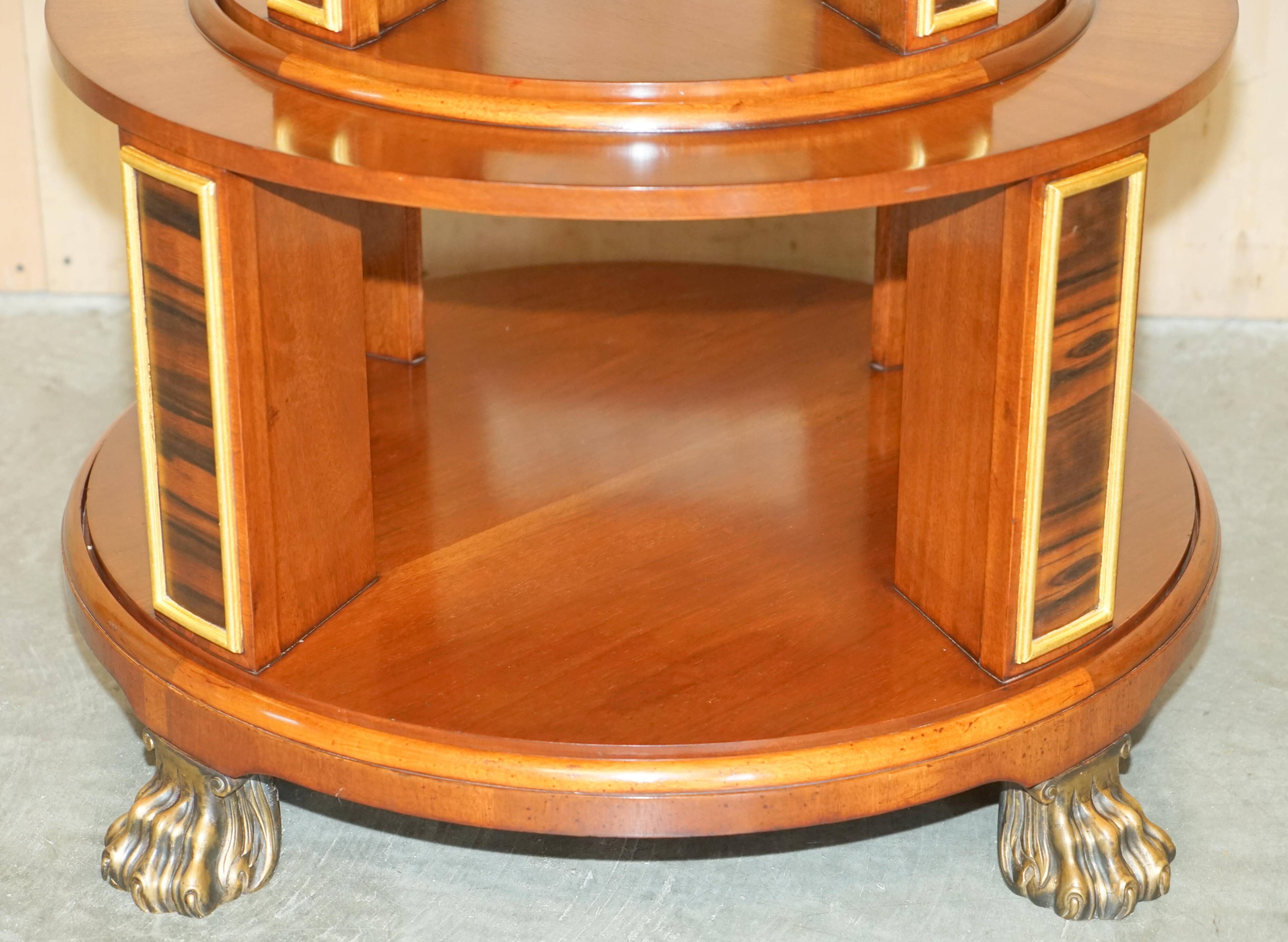 Table bibliothèque tournante Arthur Brett en satin, noyer et palissandre - style Regency