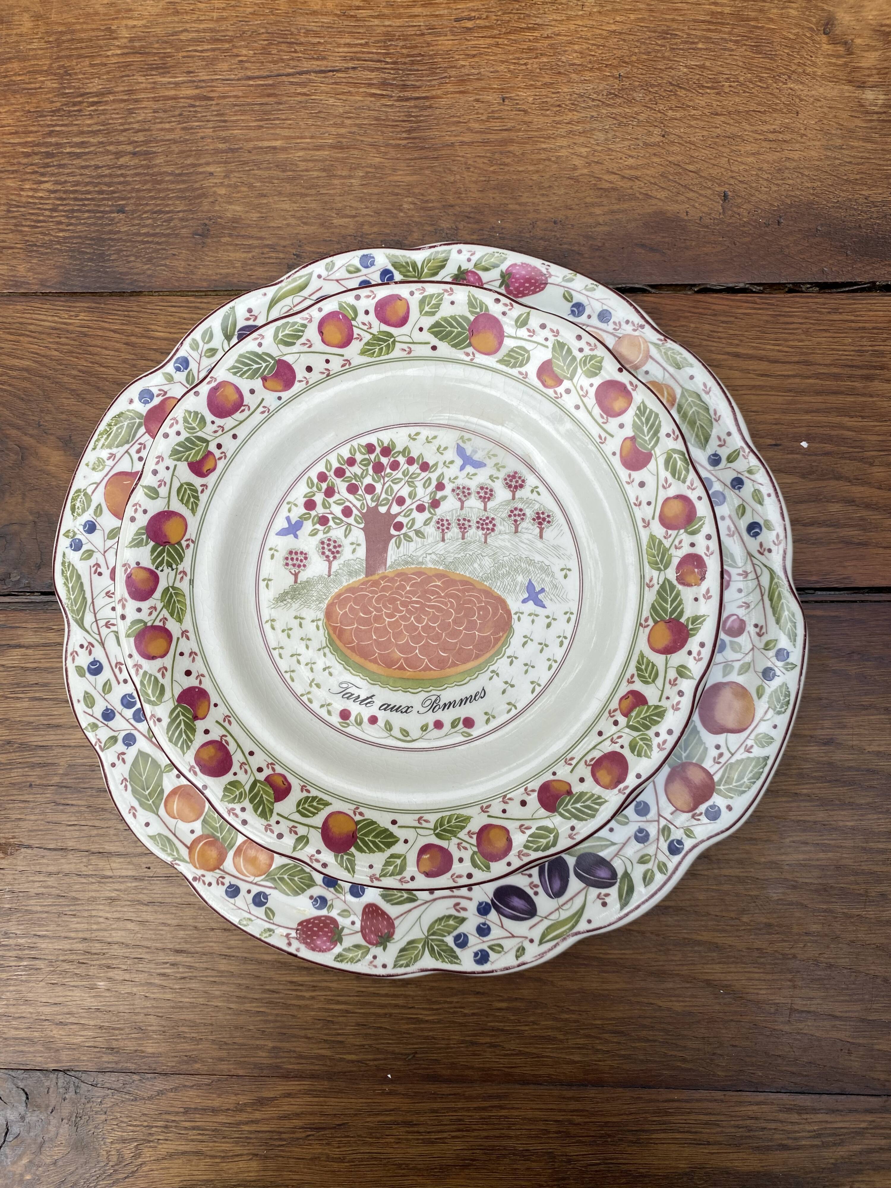 6 plates and 1 dish GIEN twentieth century