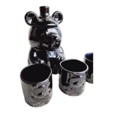 Teapot and cups