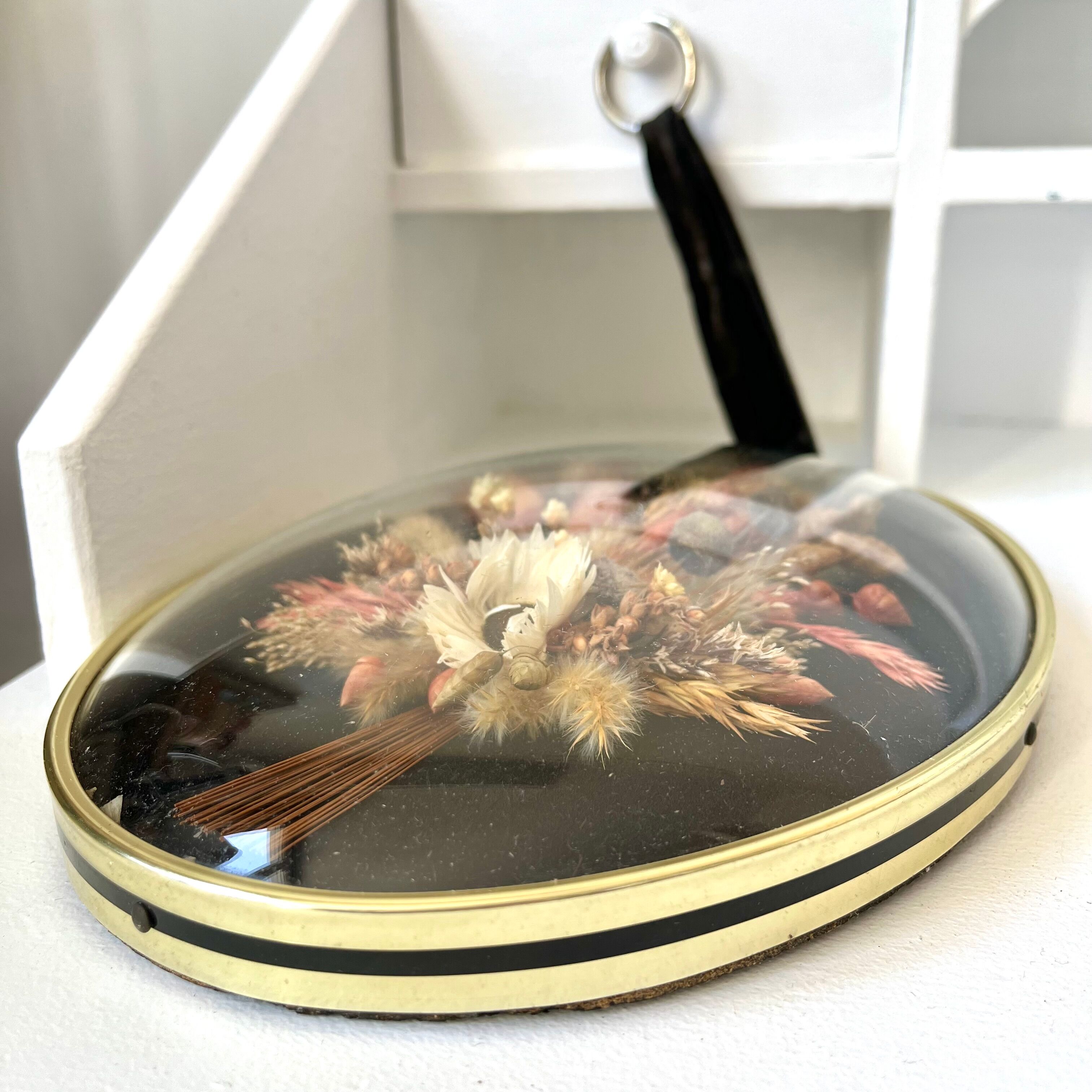 Cadre verre bombé fleurs séchées