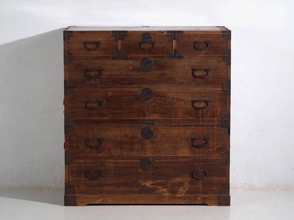 Grand Japanese tansu Sendai Isho-dansu in cedar and iron, Meiji-Taishō period (circa 1890-1925) #42