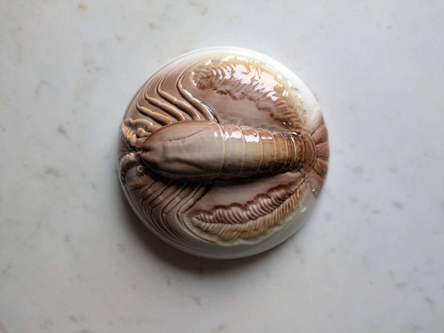 Shell service in slipware