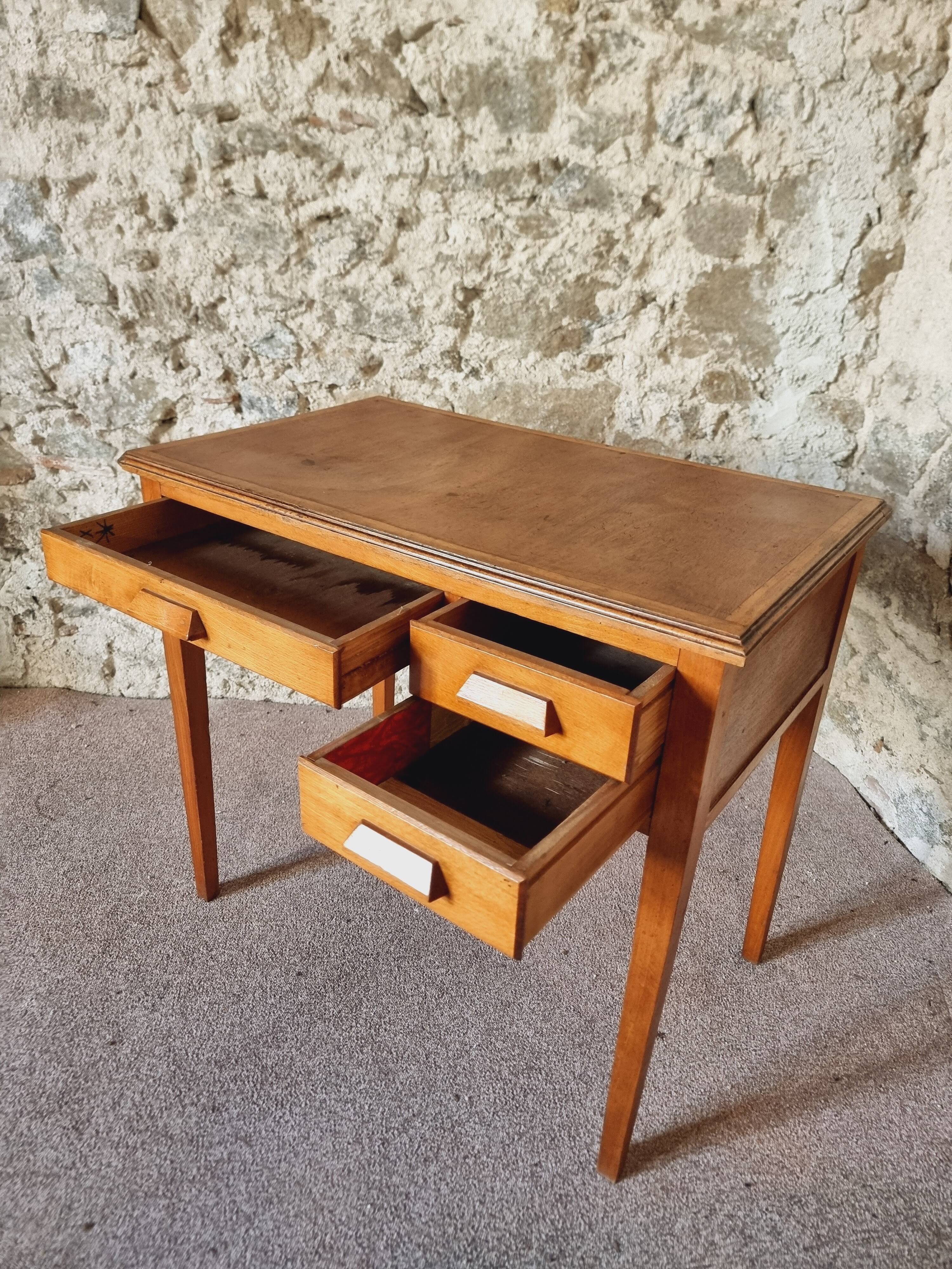 Vintage children's desk – France, 1950s