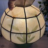Mother-of-pearl lampshade for suspension