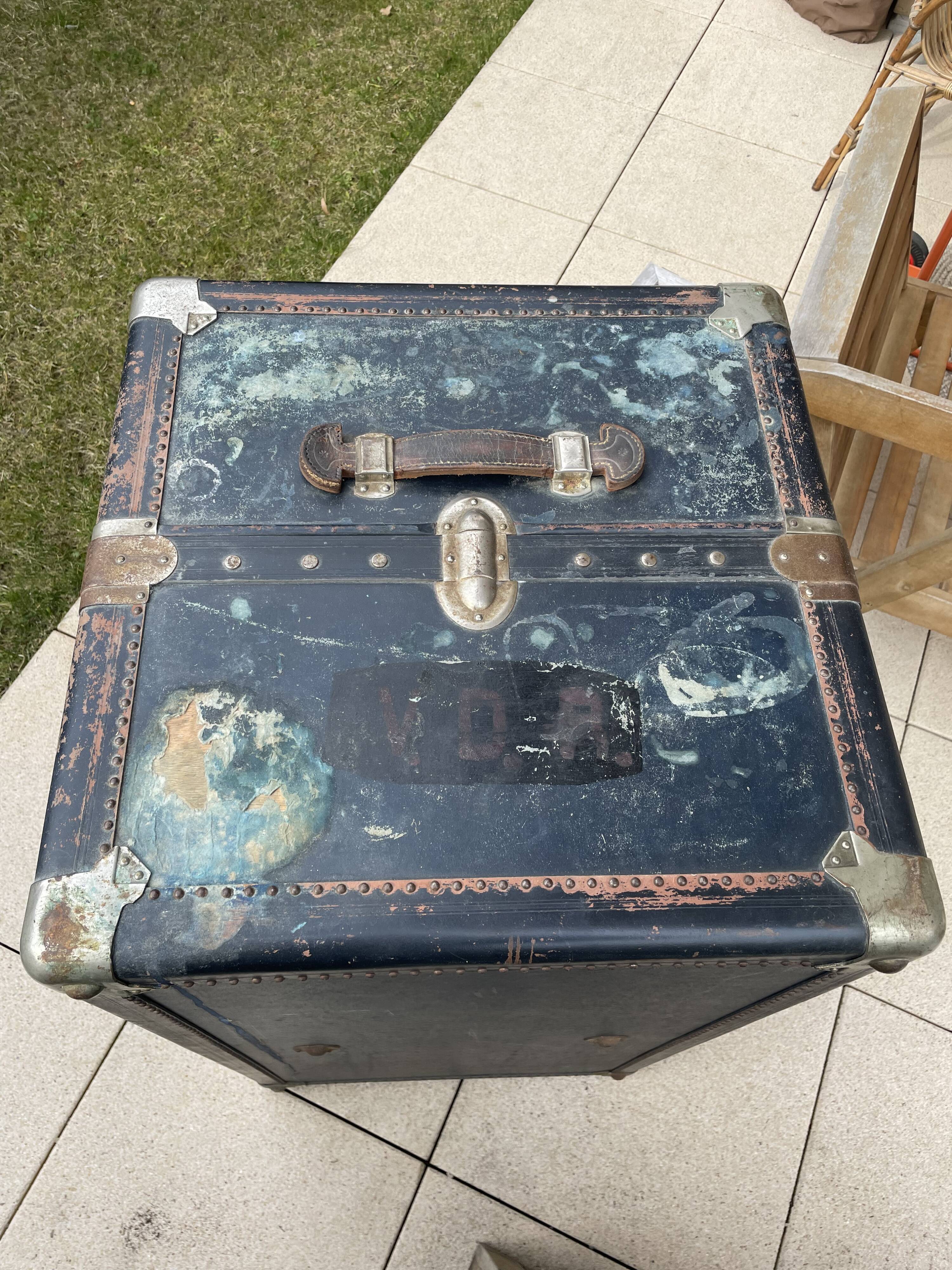 Trunk cabin/Trunk cabinet "Ermett"