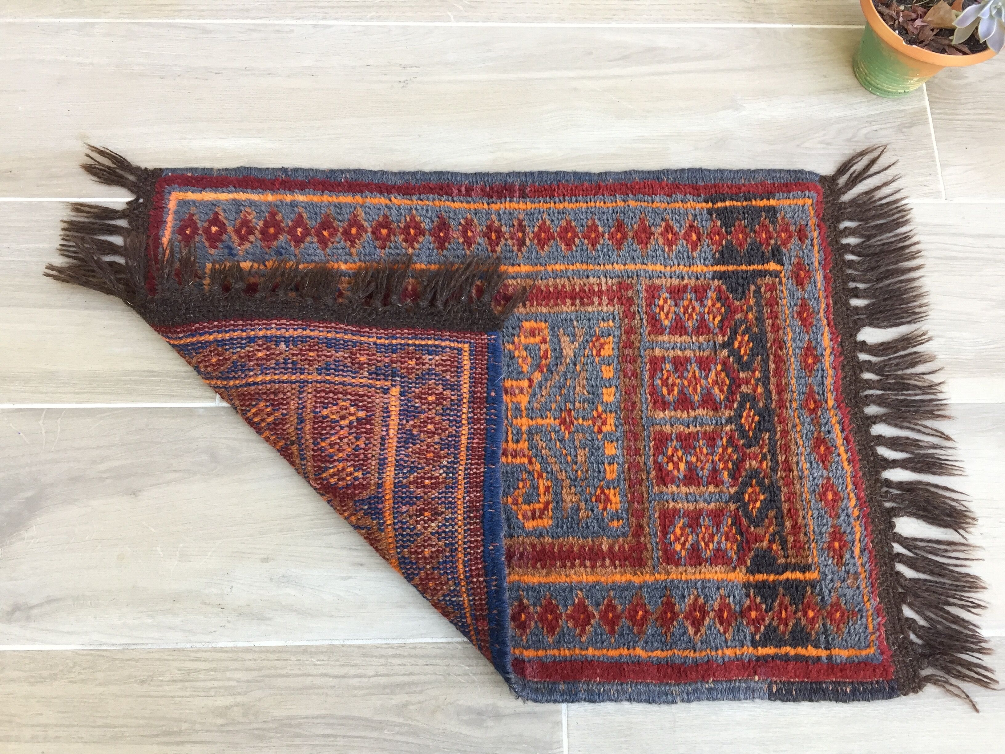 Oriental carpet pure wool 78 x 48cm