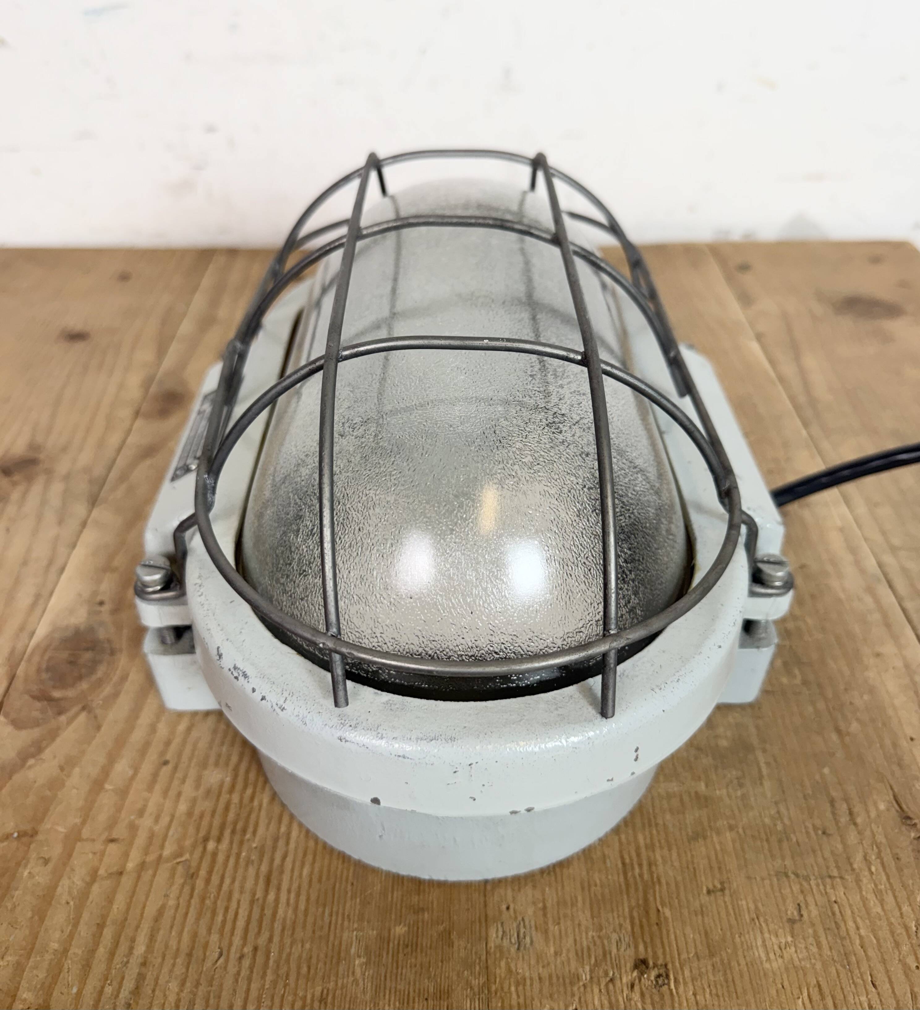 Industrial Cast Aluminium Wall Light with Frosted Glass, 1970s