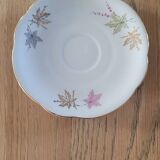 4 cups and saucers made of fine porcelain from Bavaria.