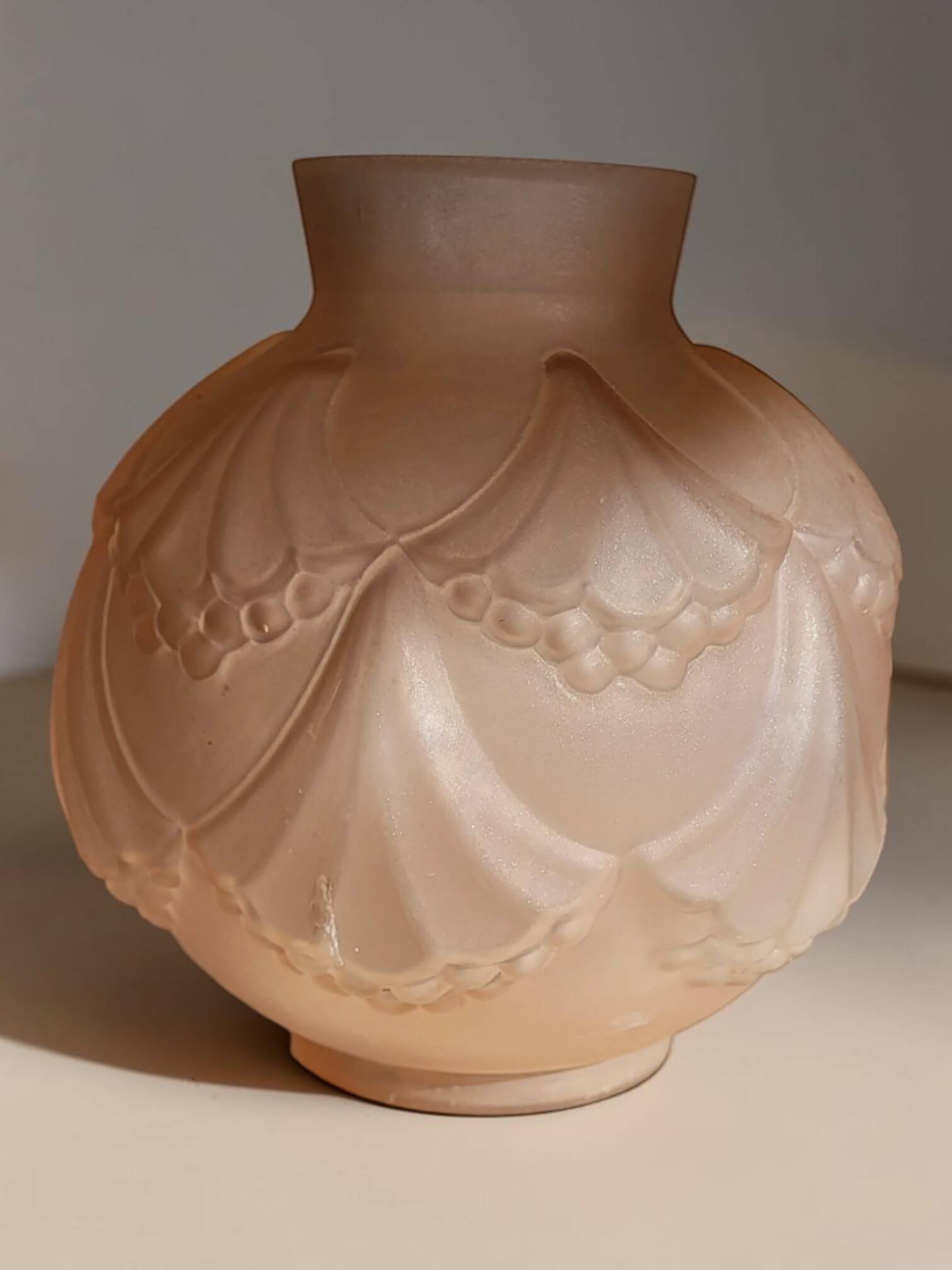 Vase Art Déco en verre 1930