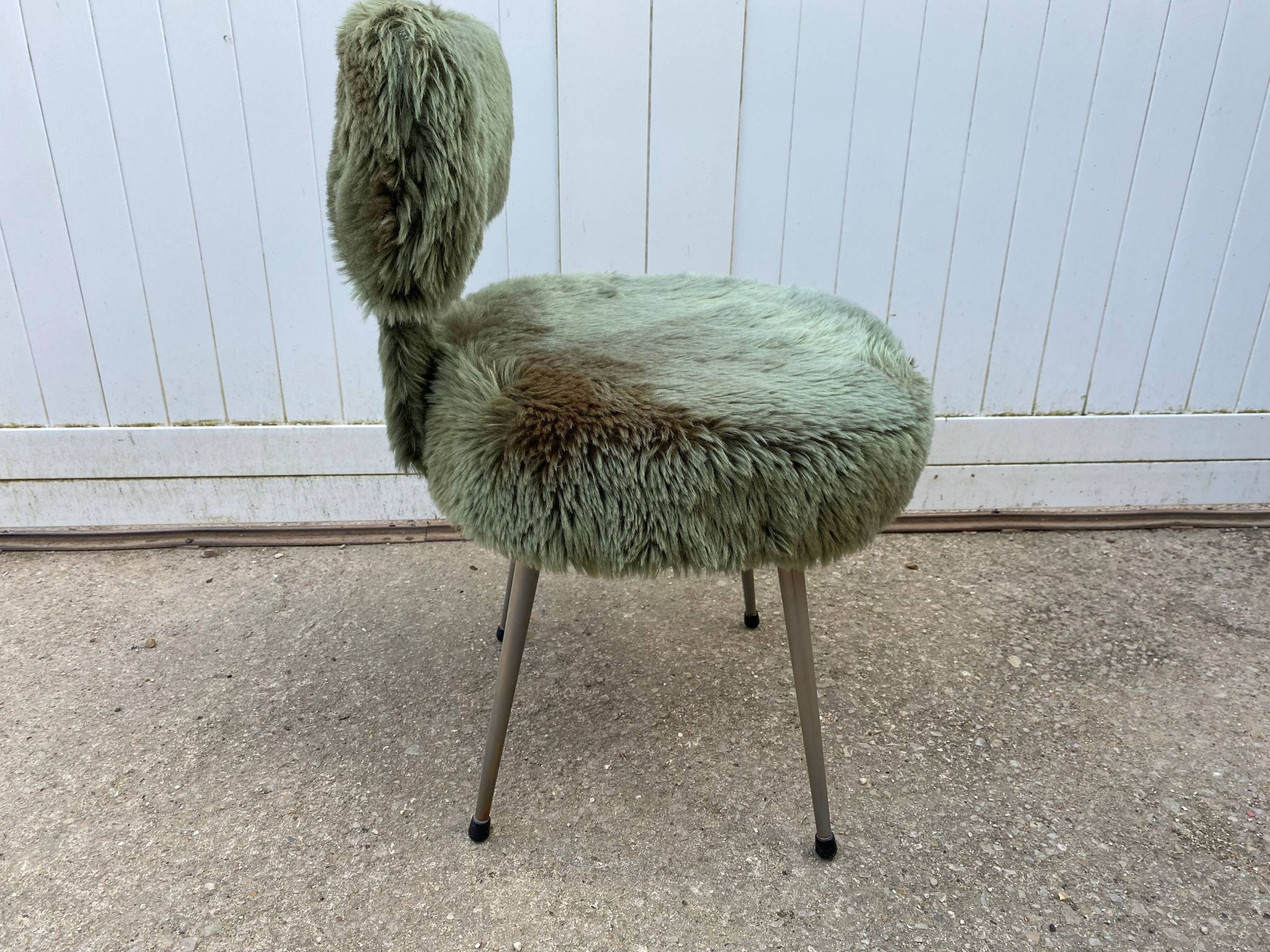 Chaise moumoute verte vintage 1960