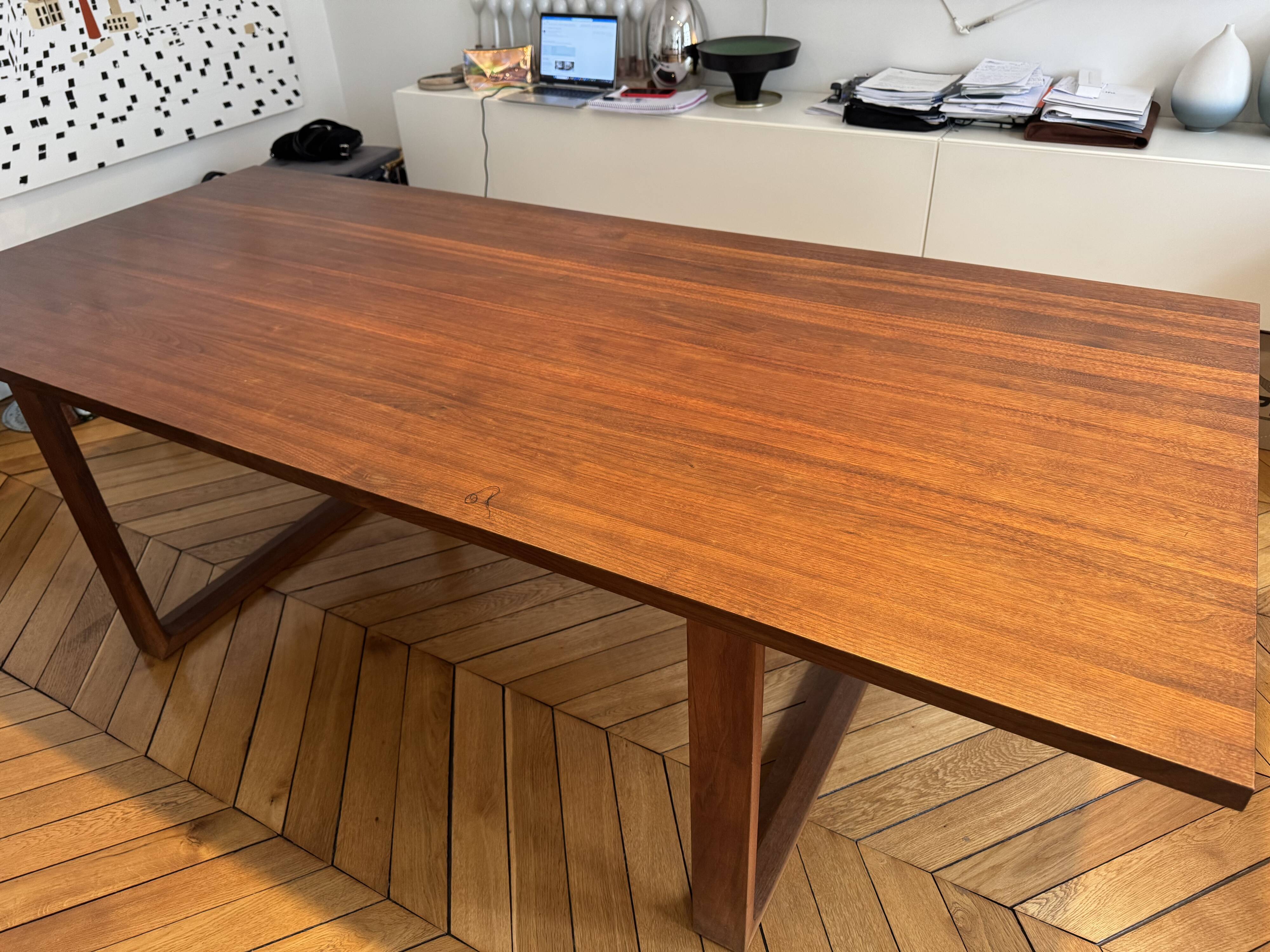 Fritz Hansen Essay solid oak table