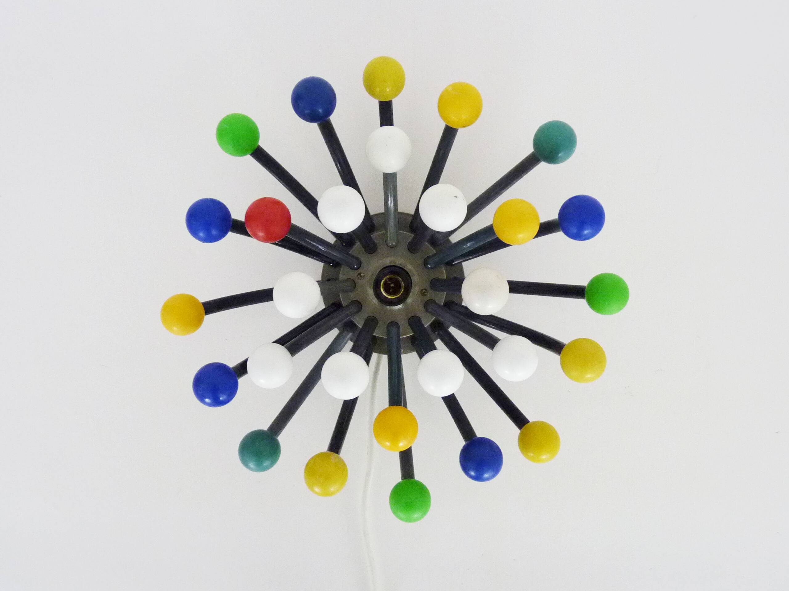 Vintage Pistillino wall lamp in silver plastic by studio Tetrarch for Valenti, Italy