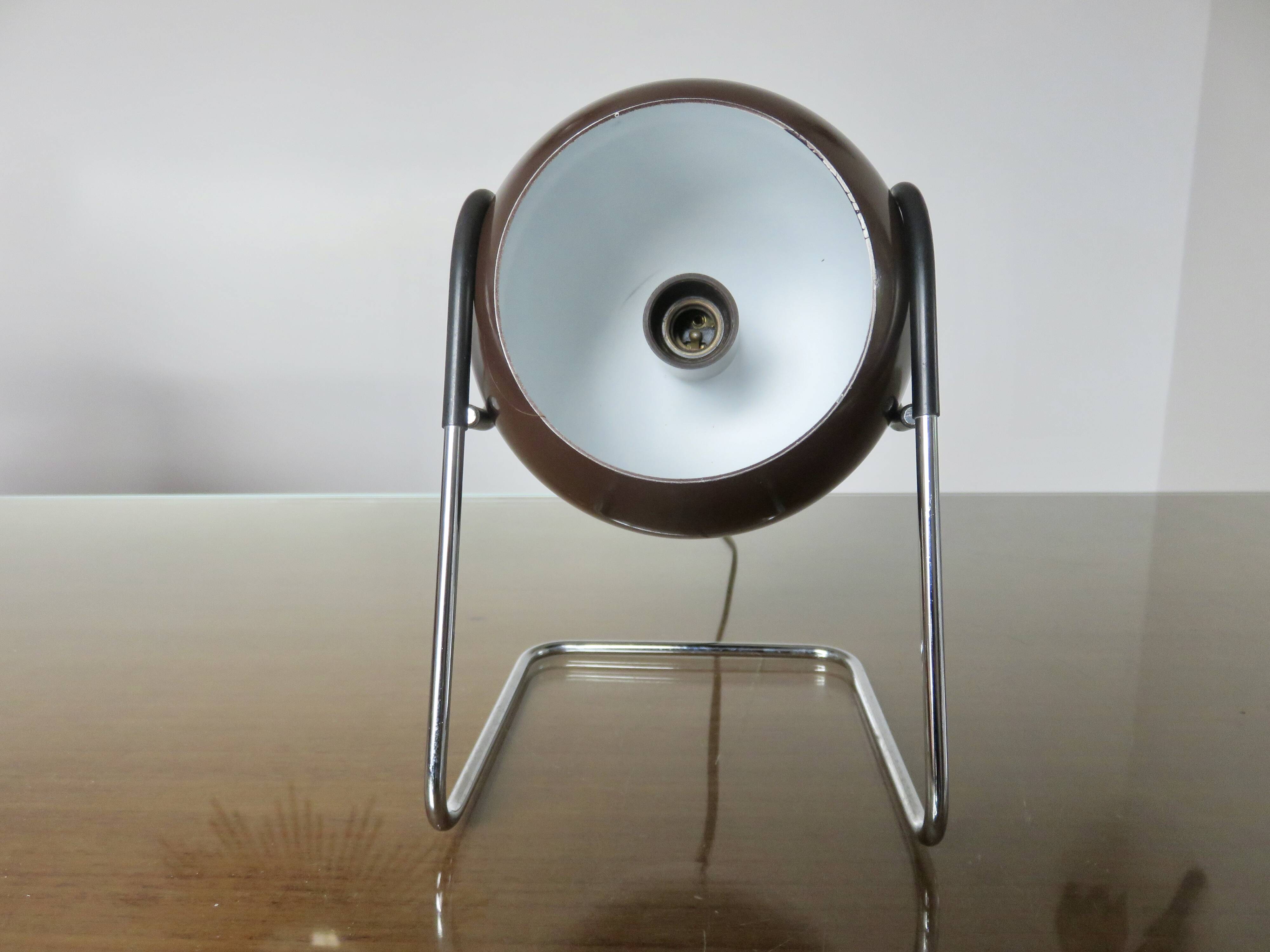"Eye ball" table lamp from the 70s