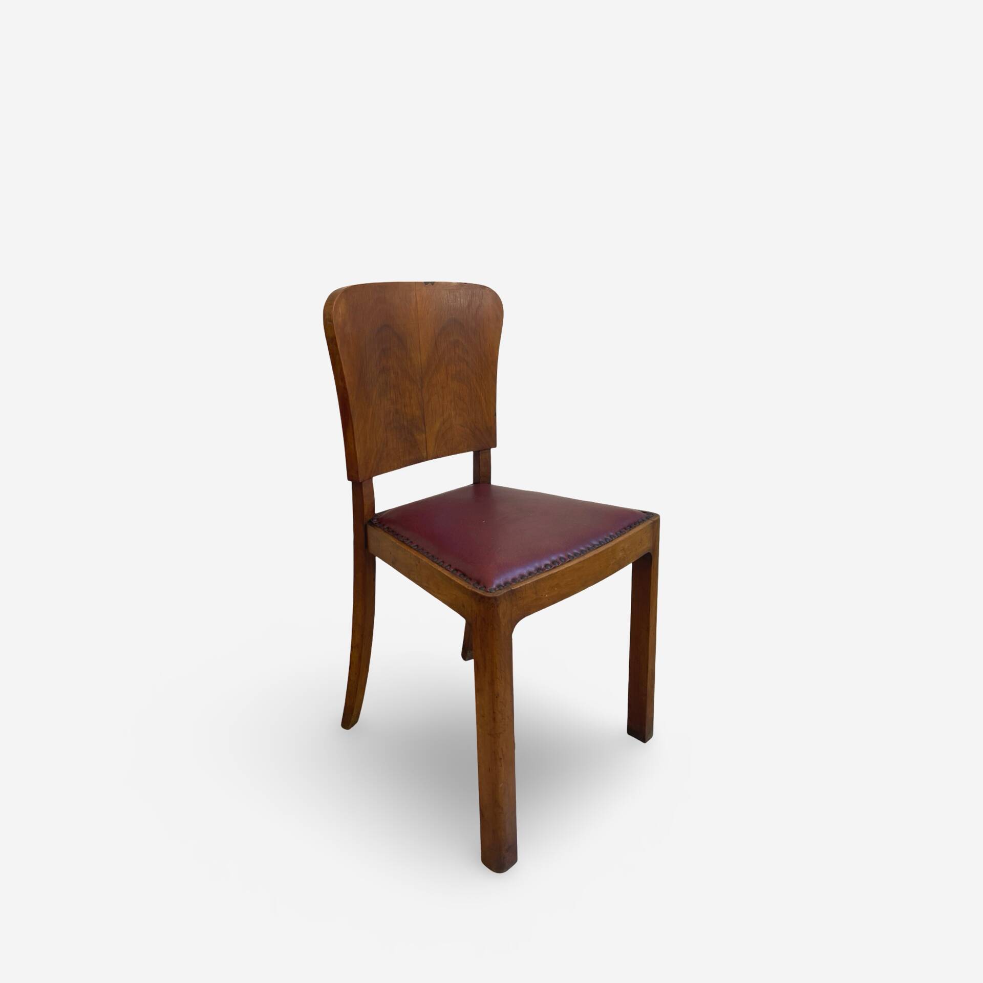 Set of 4 Art Deco dining chairs in walnut, Italy, 1930s-1940s.