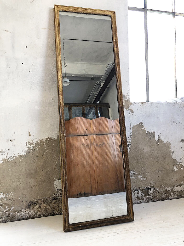 Mirror channel board