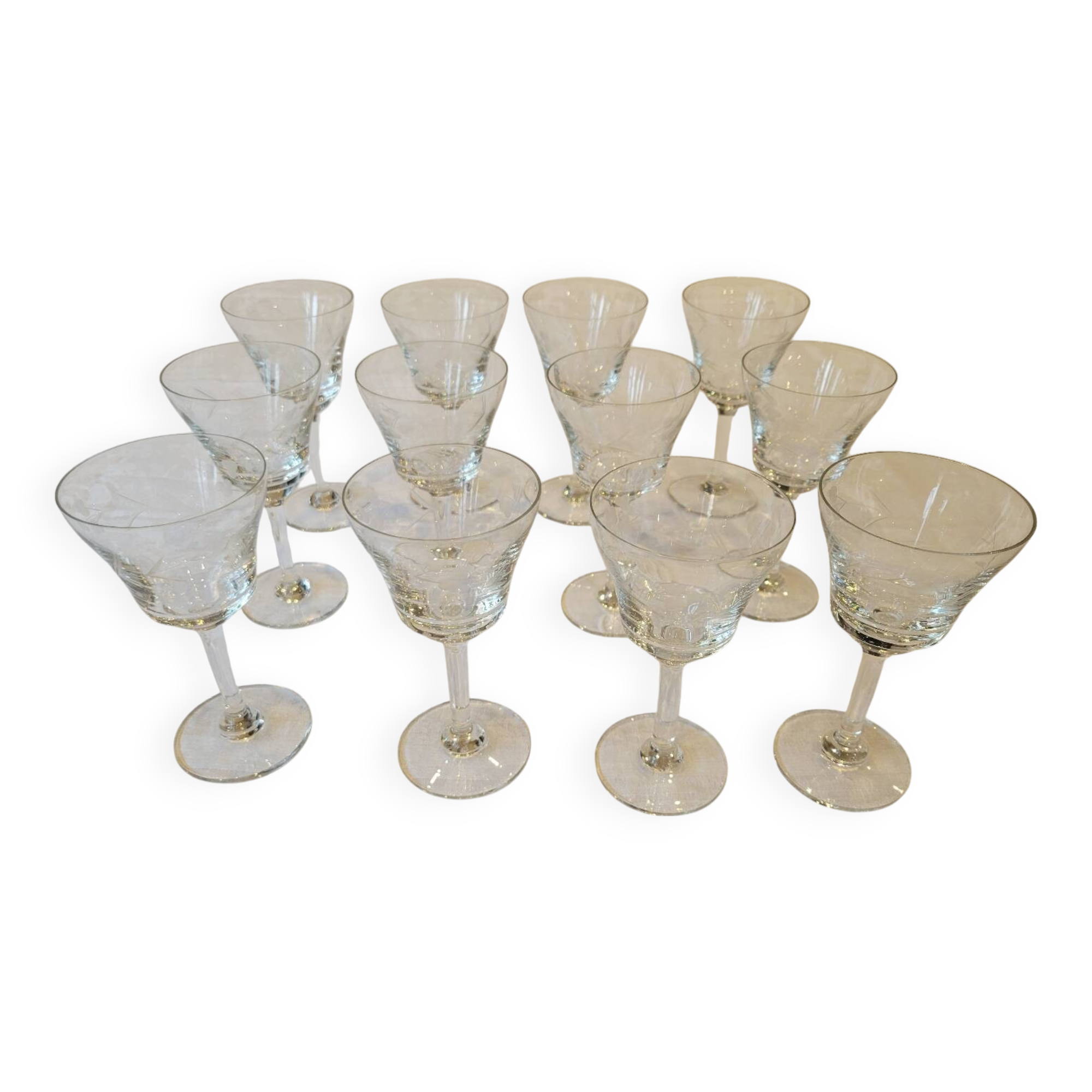 12 crystal wine glasses engraved with floral patterns