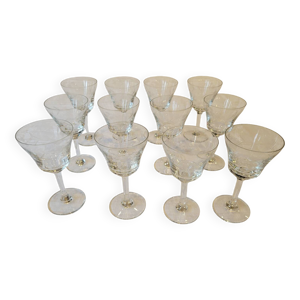 12 verres à vin en cristal - motifs