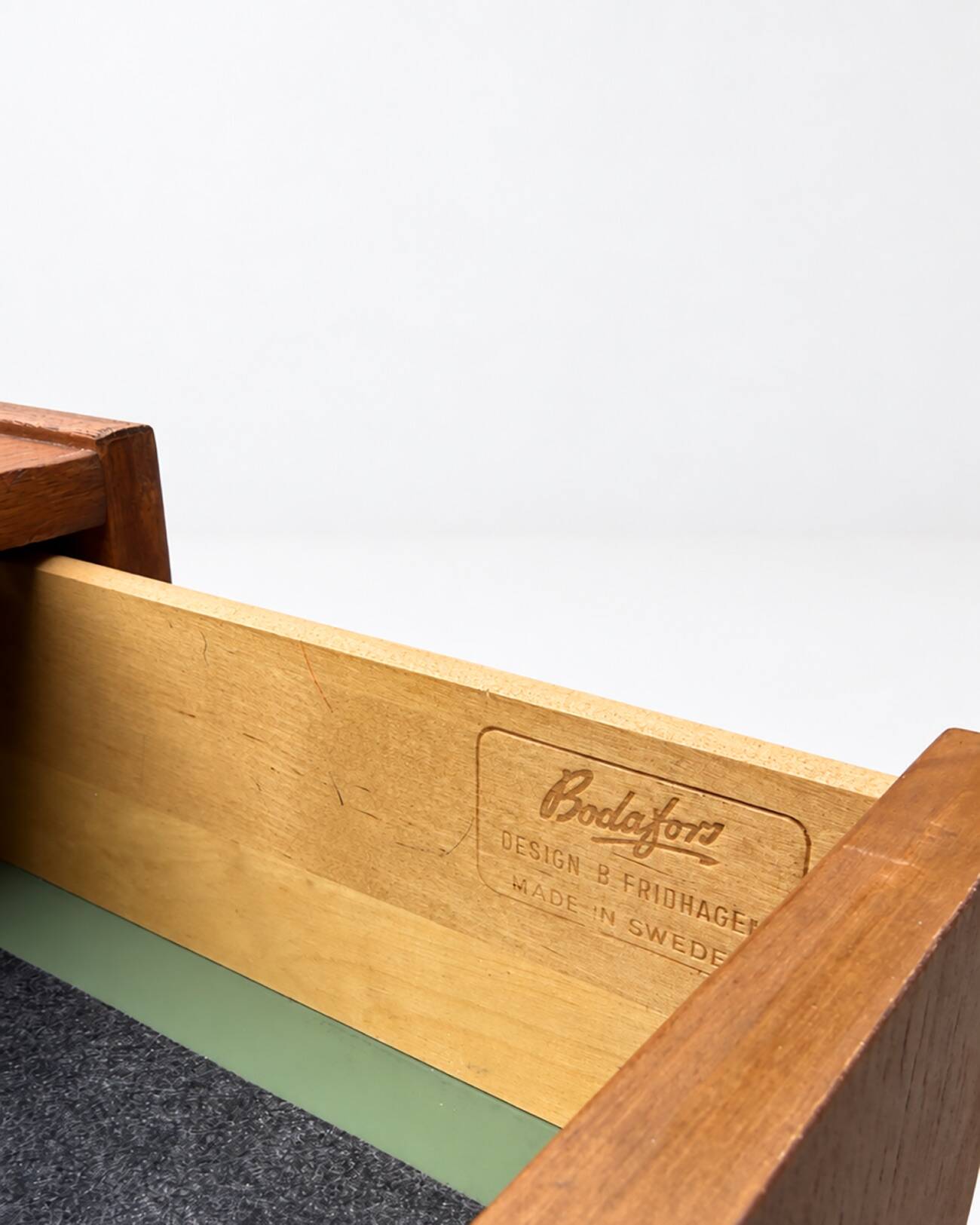 Bibliothèque Bodafors par Bertil Fridhagen