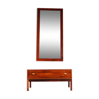 Commodity with 70s wall mirror set