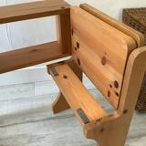Foldable children's desk
