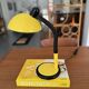 Lampe de table articulée jaune