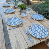 Farm table