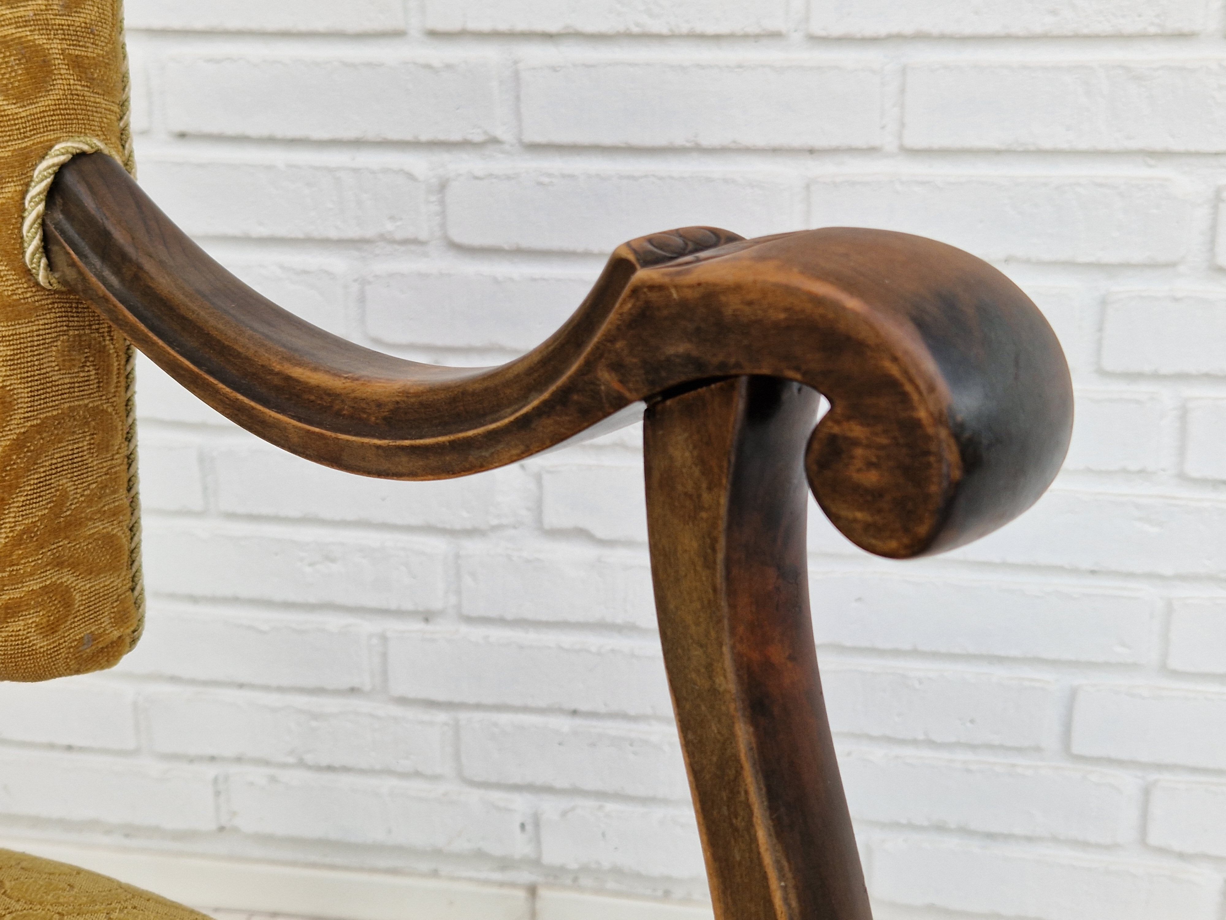 Fauteuil, tissu, bois de frêne, 1930