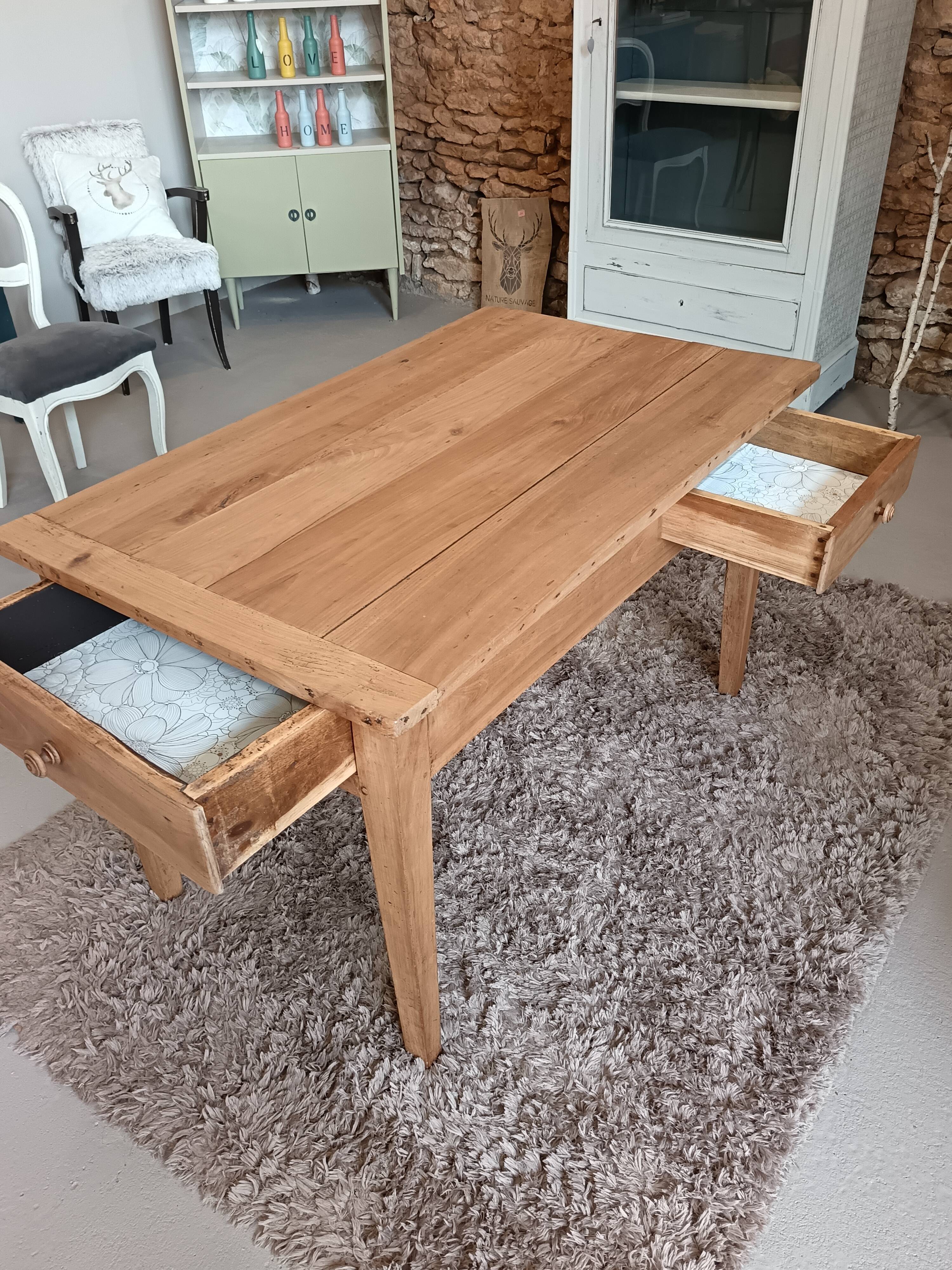 Beautiful farmhouse table - desk