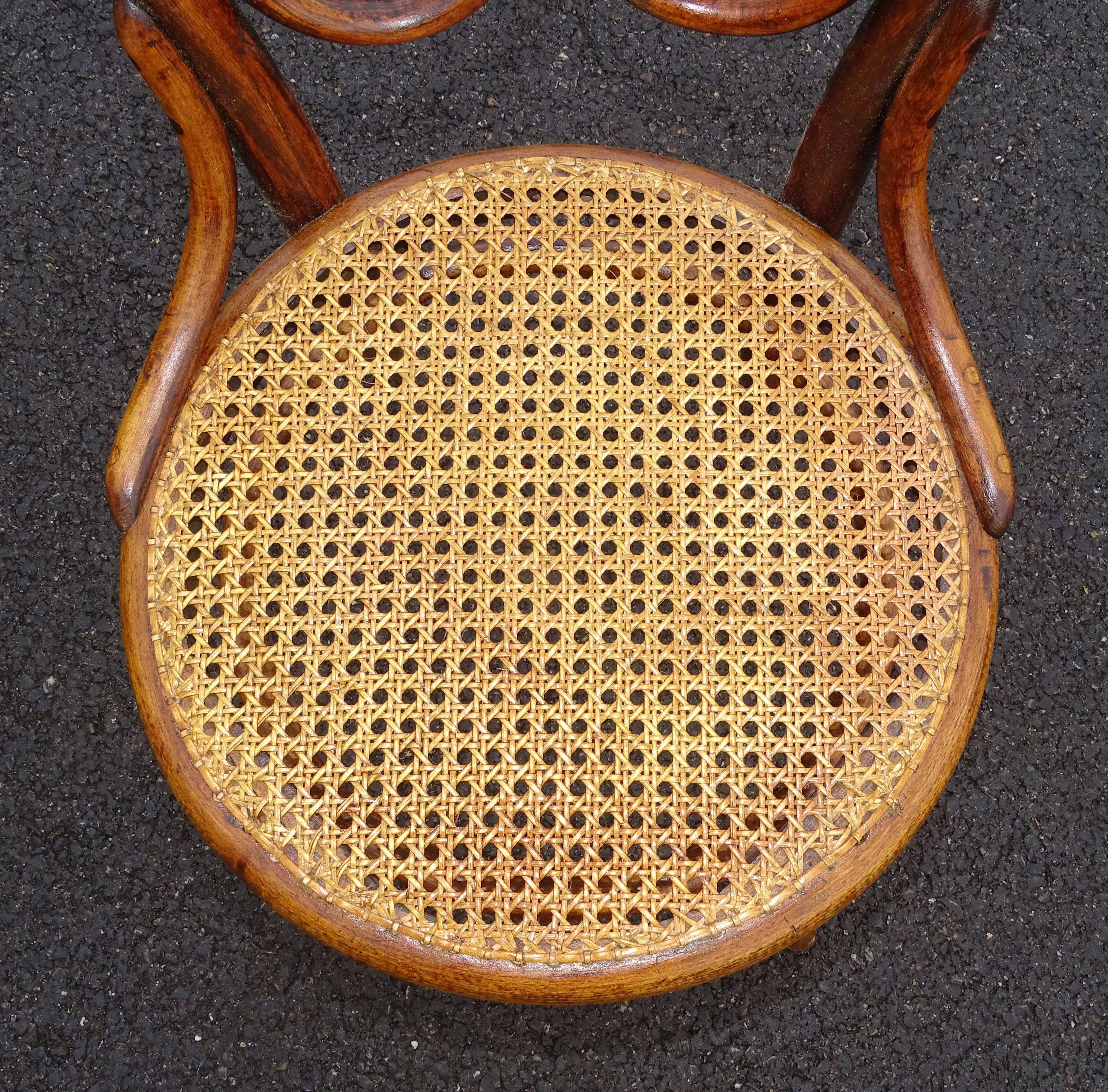 Thonet chair No. 20, label 1875