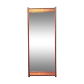 Miroir en teck avec bande en relief en cuivre
