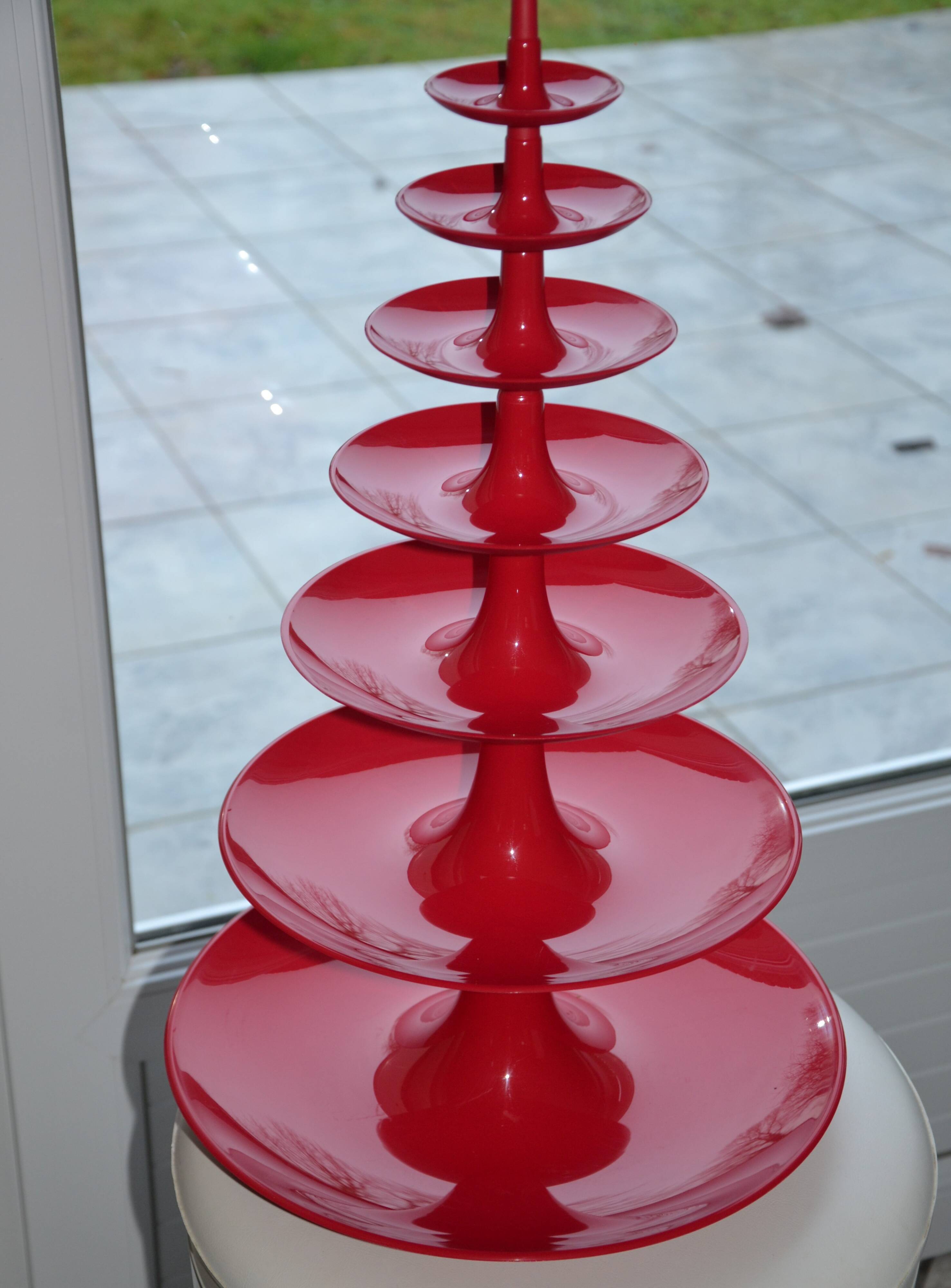 Babel tower/fruit or dessert stand