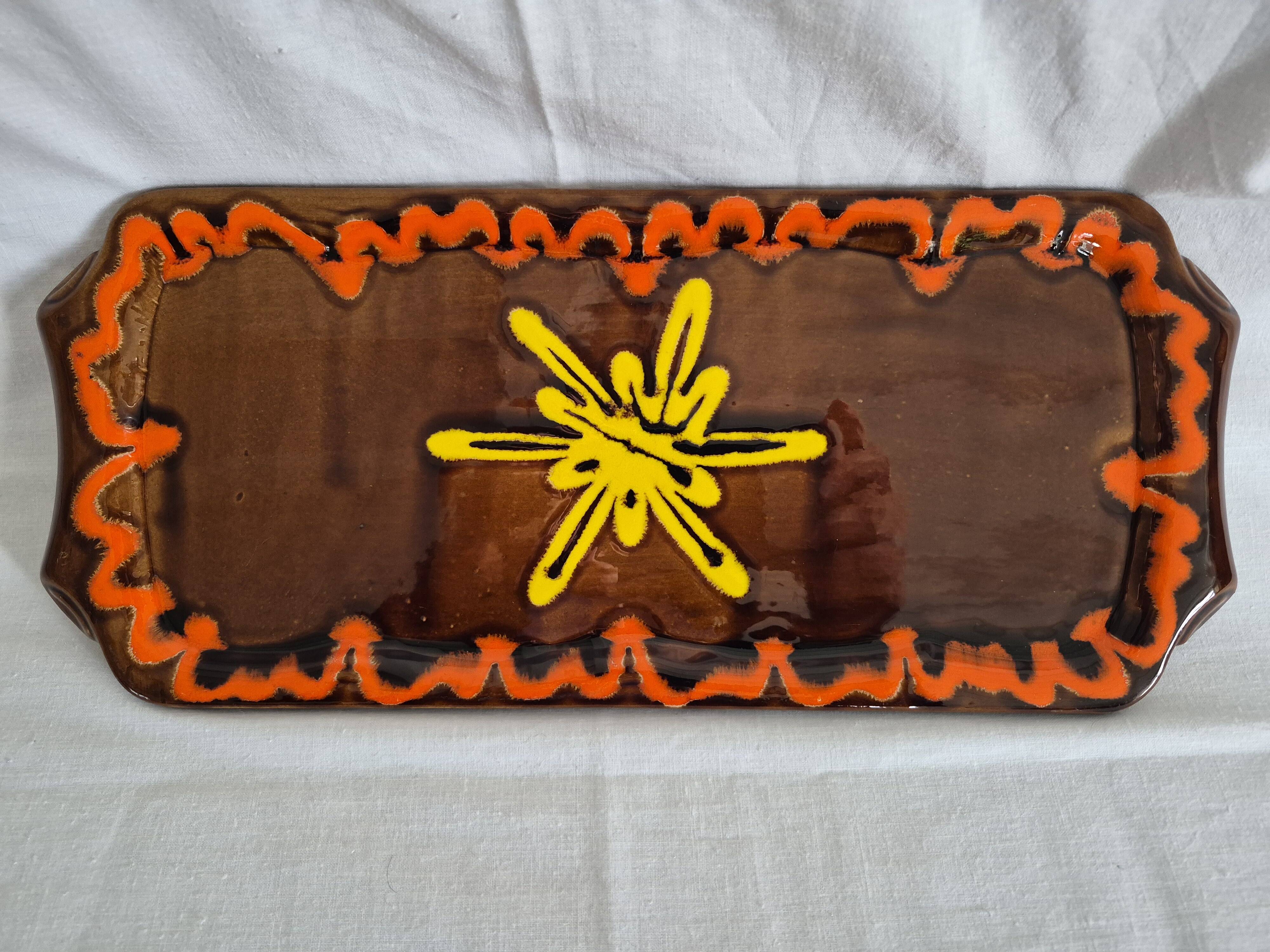 Vintage ceramic cake plate