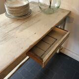 Old-sandfarm table