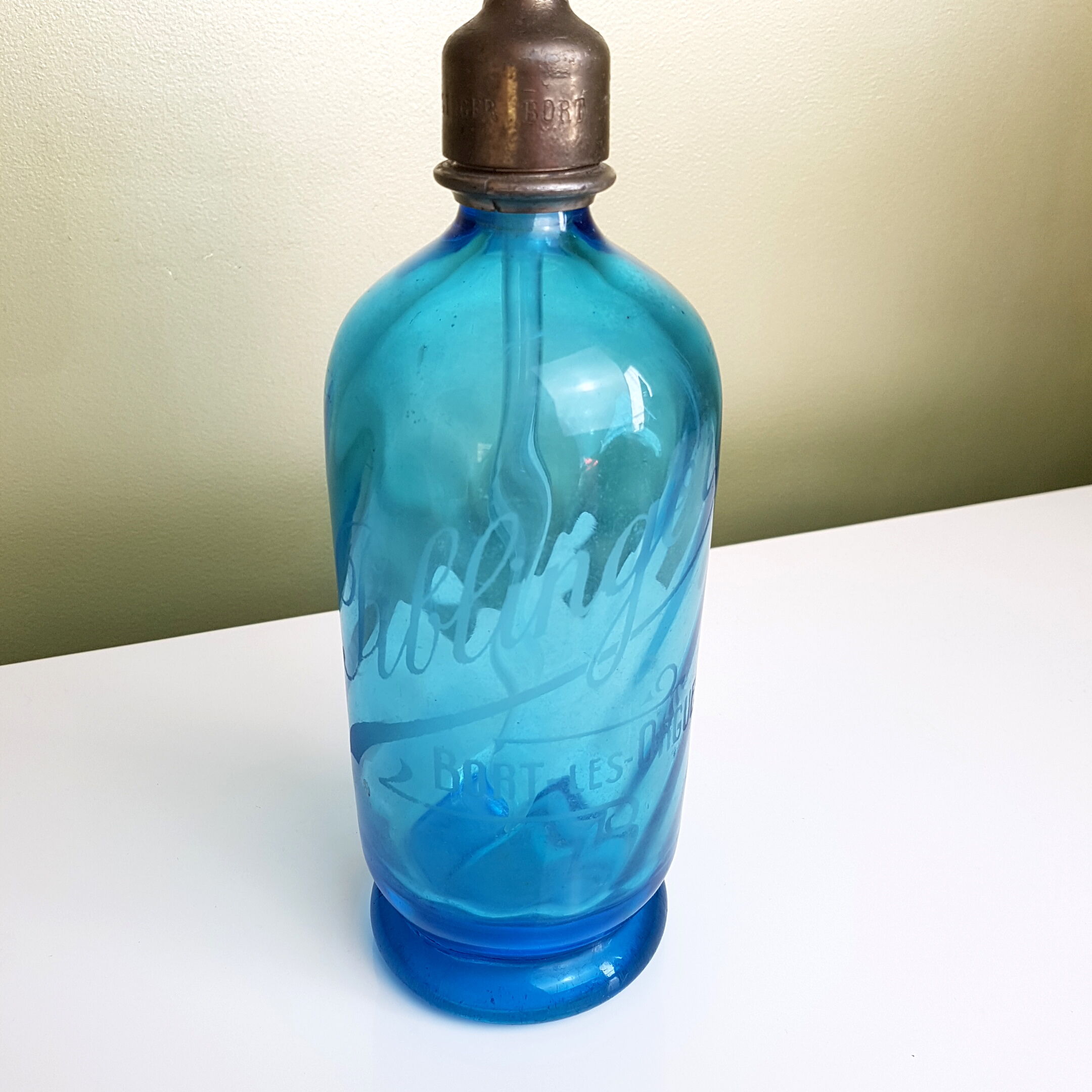 Siphon ancien eau de Seltz en verre Bleu