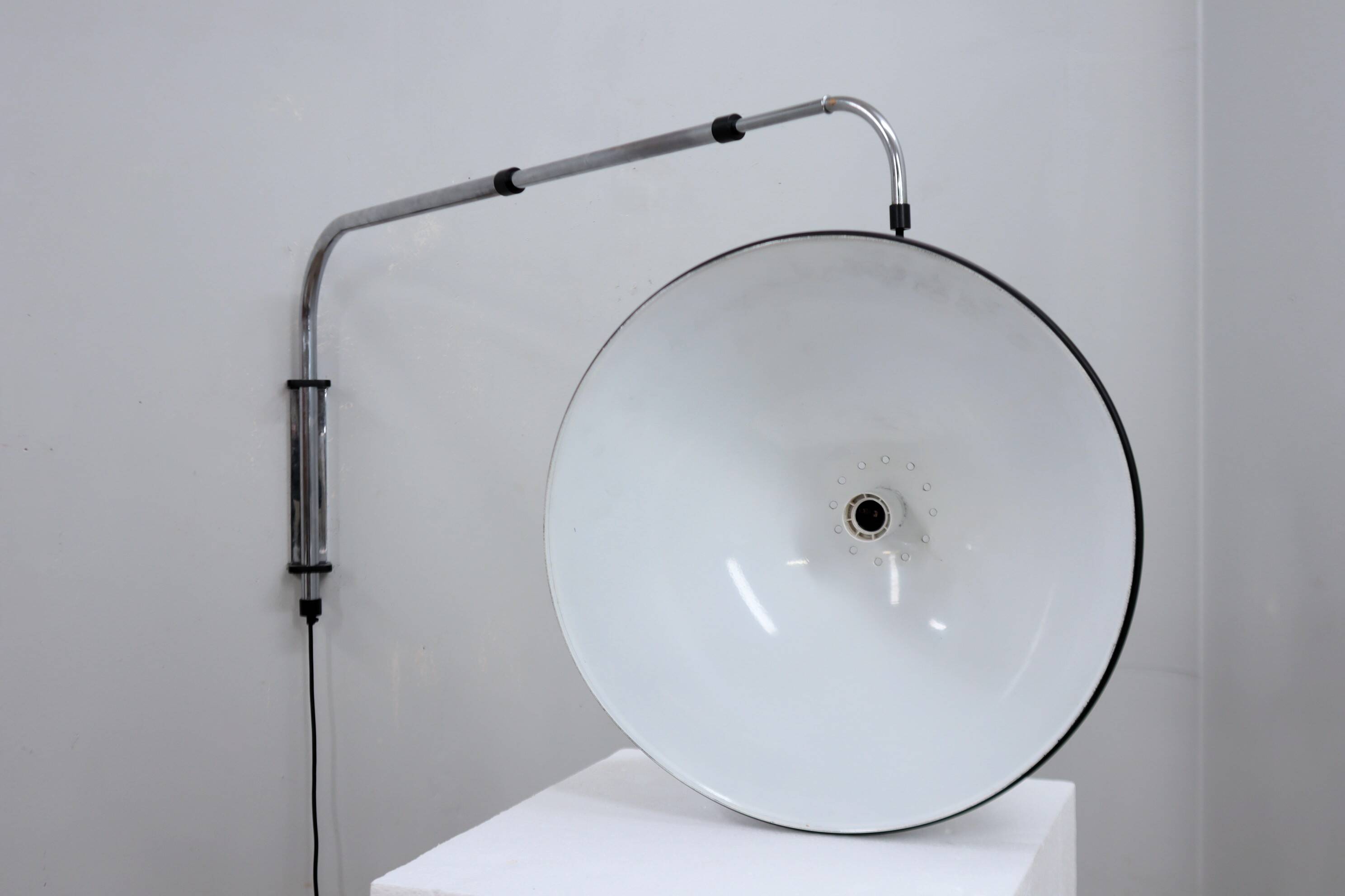 Applique murale extensible vintage chromée des années 1970