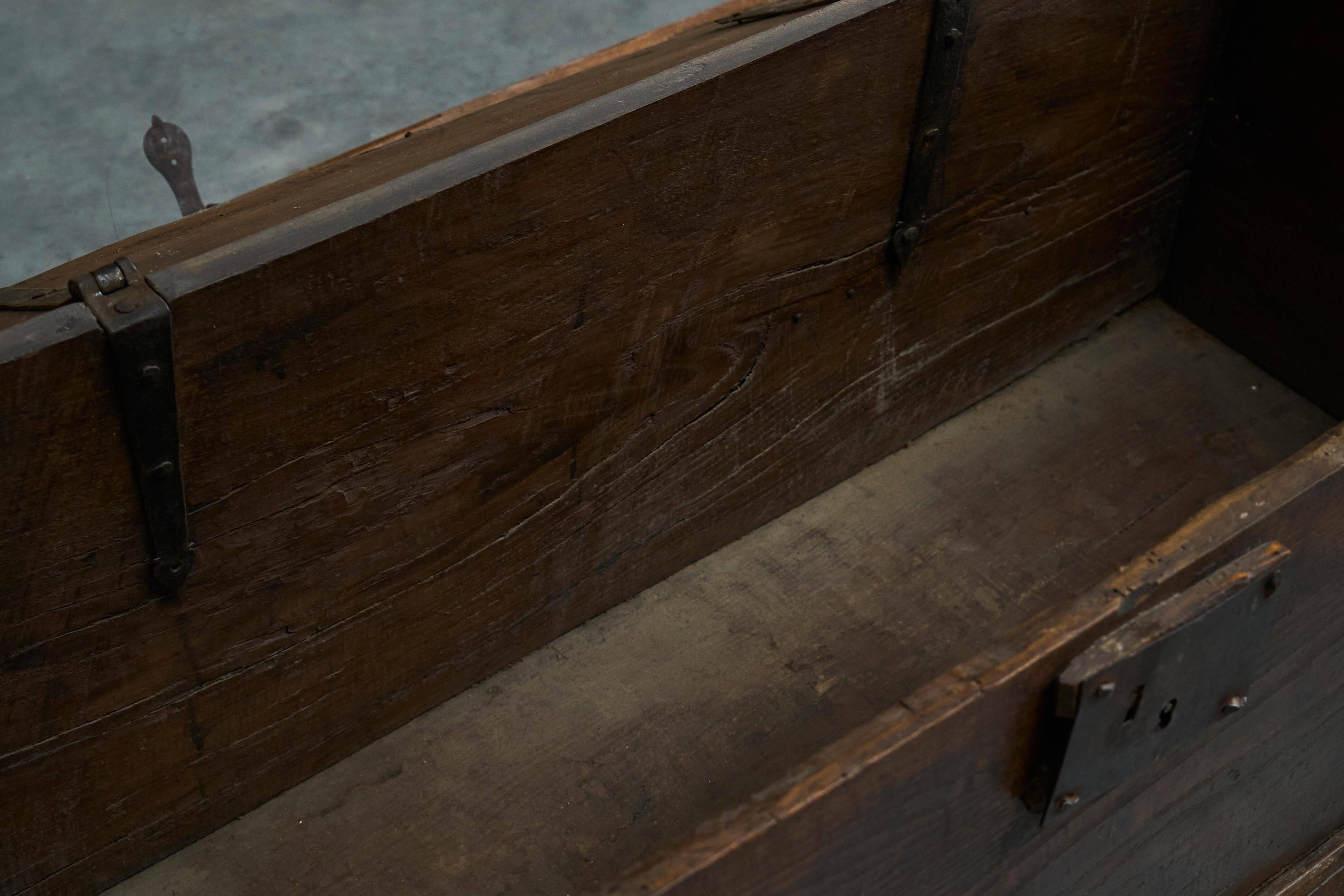 Oak and wrought iron mallet, early 18th century.