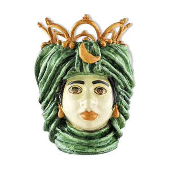 Women's green crown vase