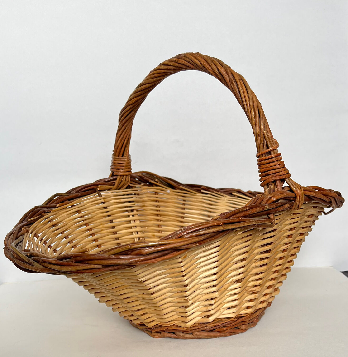 Wicker basket