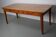 Table à manger rustique française vintage en cerisier du XXe siècle
